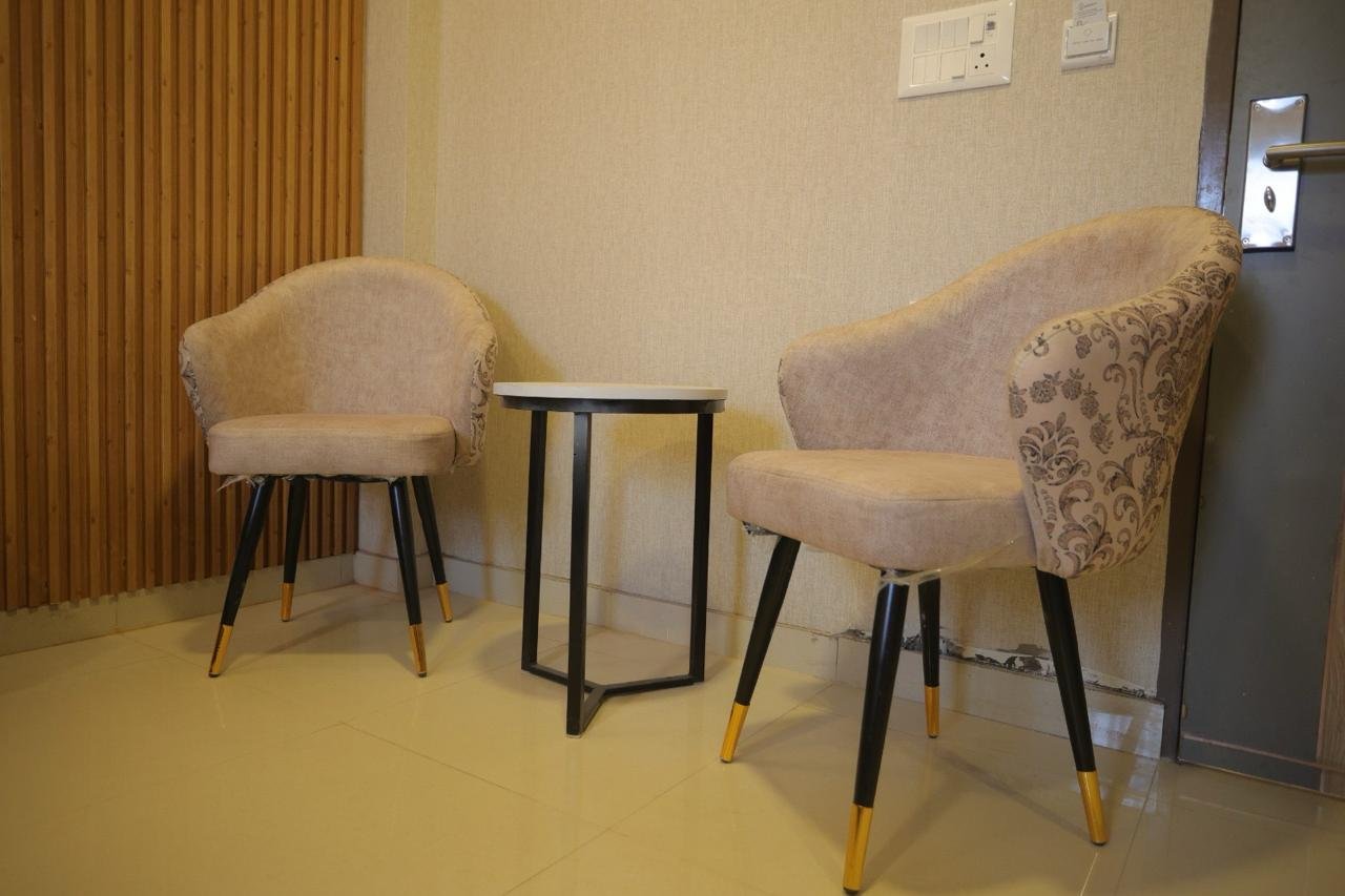 Find cozy and elegant small party halls in Gurgaon for your next event.